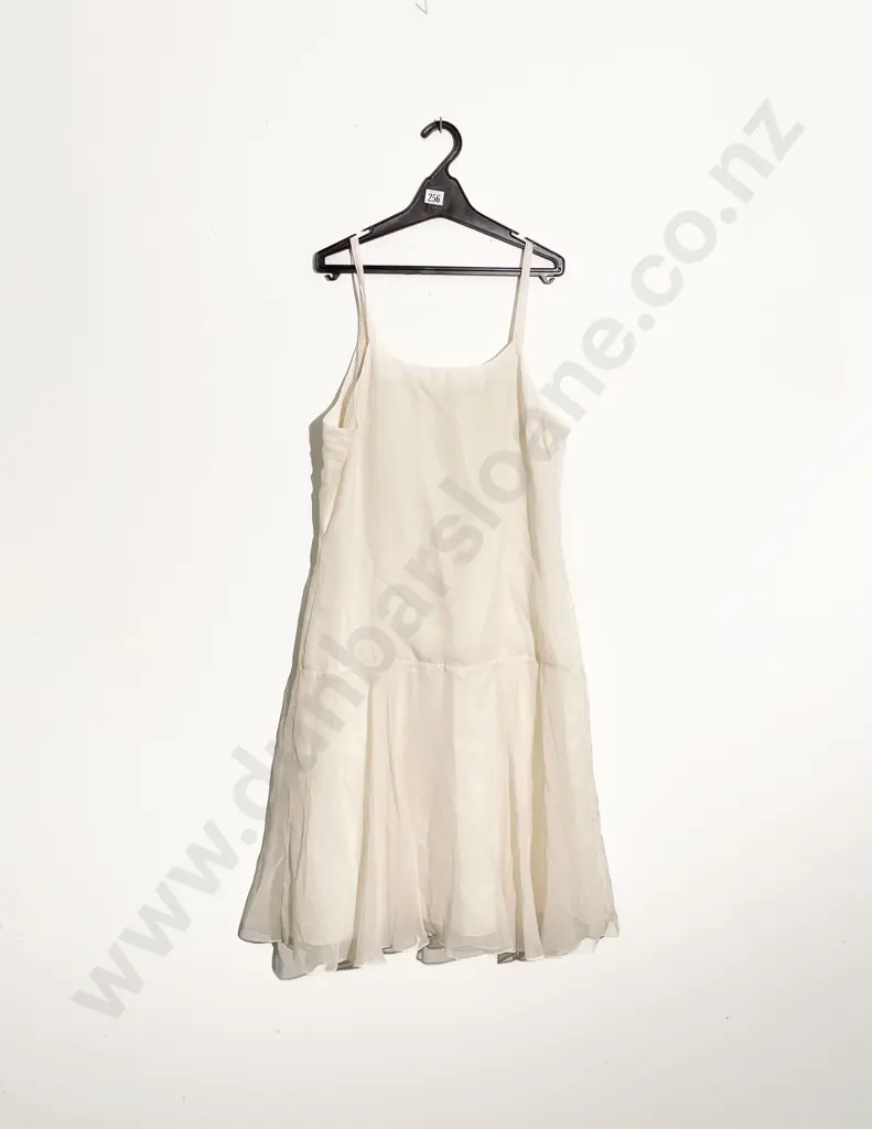 1930's Cream Chiffon Cocktail Dress Image 1++