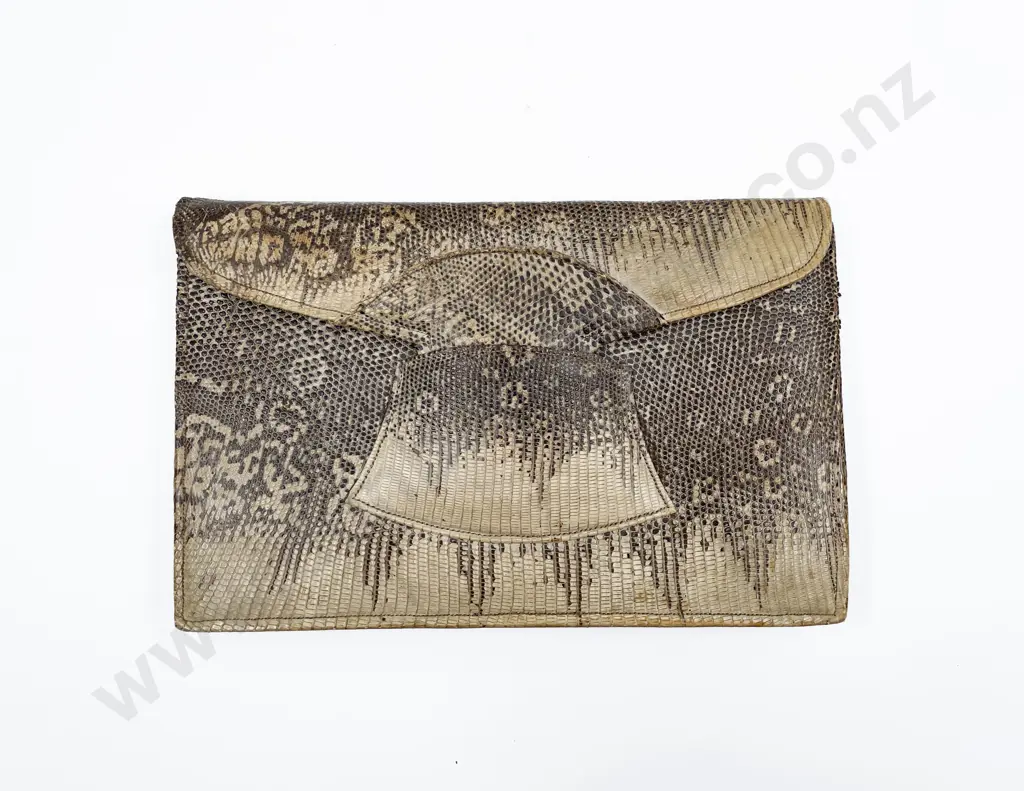 Vintage Lizard Skin Clutch Purse Image 1++