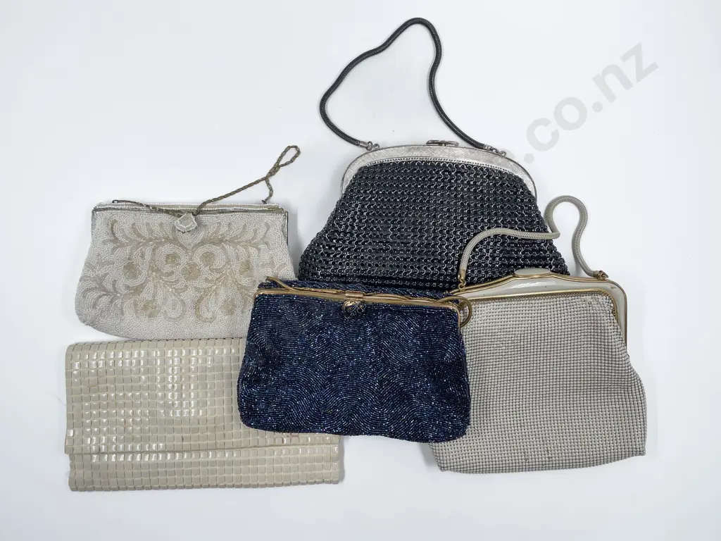 Two Vintage Oroton Evening Purses & Two Beaded & Other Purses (5) Image 1++