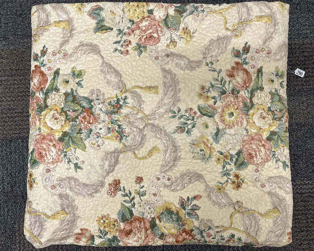 C1950's Machine Quilted Double Bed Cover Image 1++
