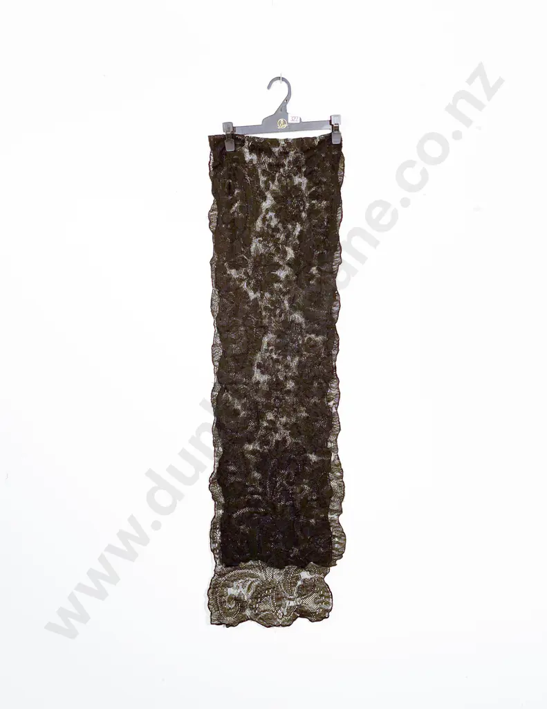 Black Lace Mantilla Image 1++