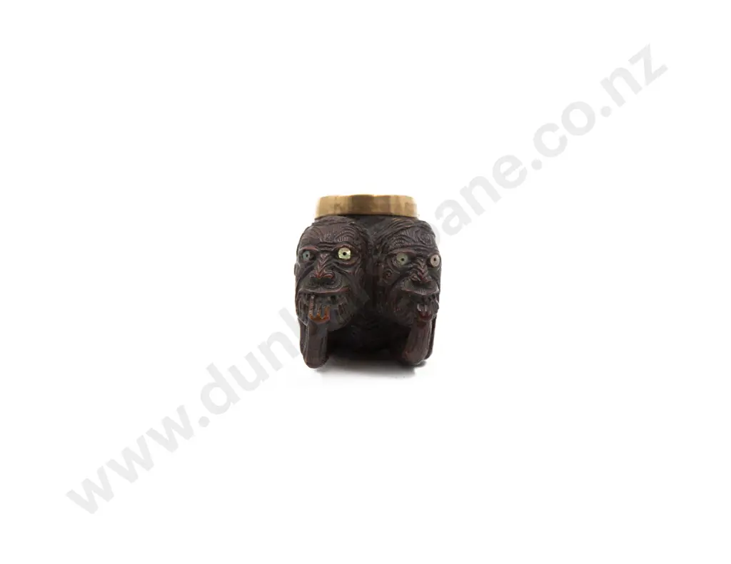 A Carved Wood Tobacco Pipe By Thomas Heberley (1876 - 1937) Image 1++