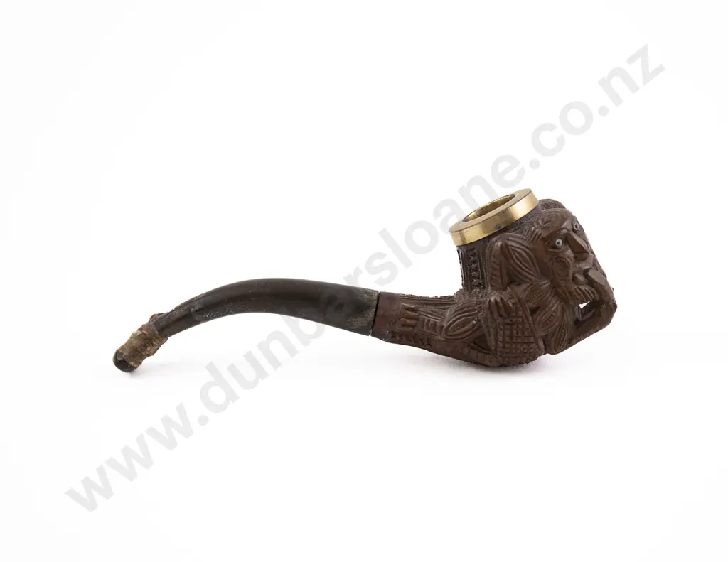 A Carved Wood Tobacco Pipe By Thomas Heberley (1876 - 1937) Image 1++