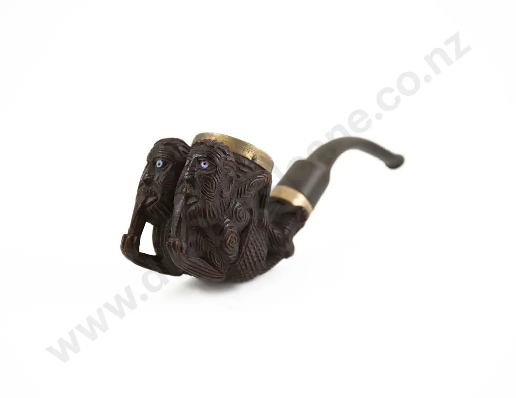 A Carved Wood Tobacco Pipe By Thomas Heberley (1876 - 1937) Image 1++