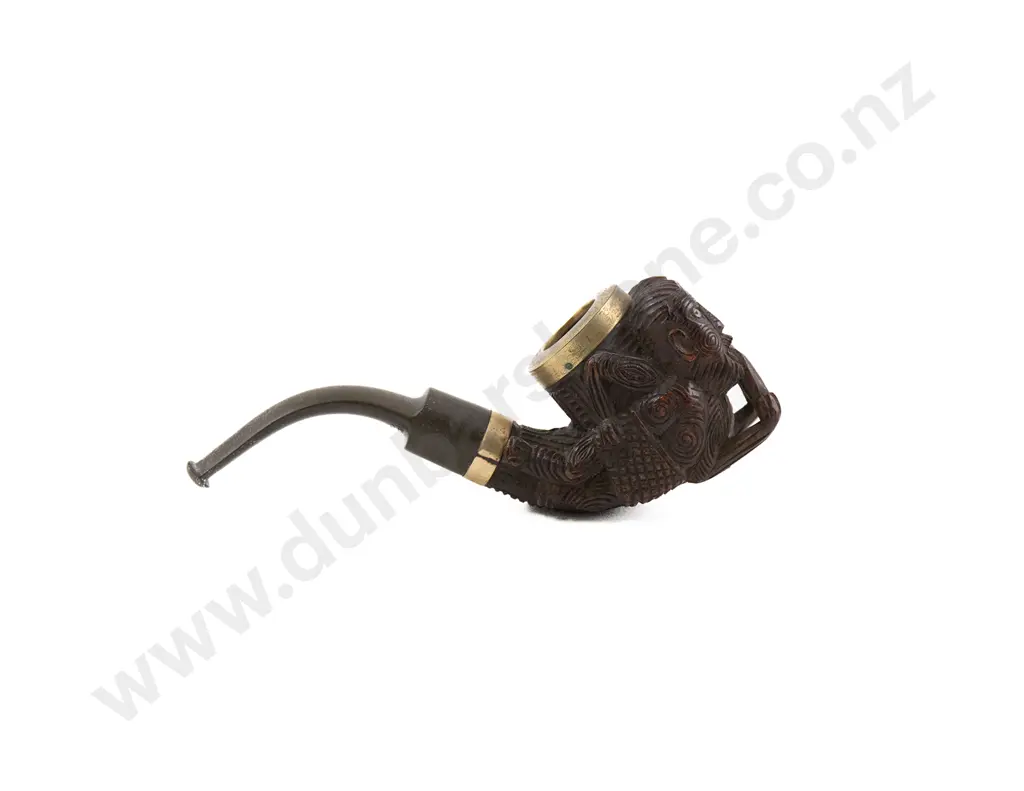 A Carved Wood Tobacco Pipe By Thomas Heberley (1876 - 1937) Image 1++