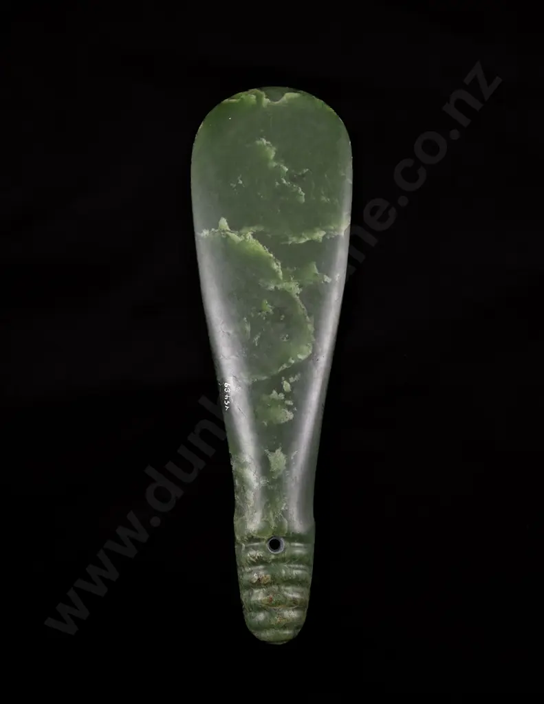 A Large 19th Century Mere Pounamu Image 1++