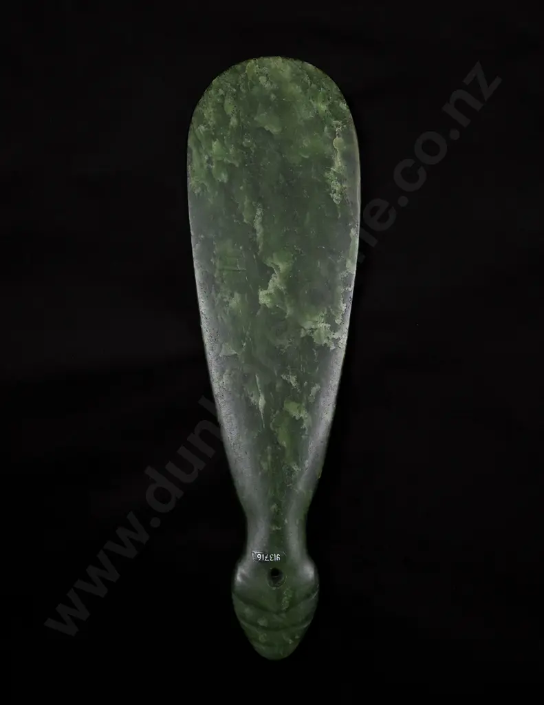 A Large 18th Century Mere Pounamu Image 1++