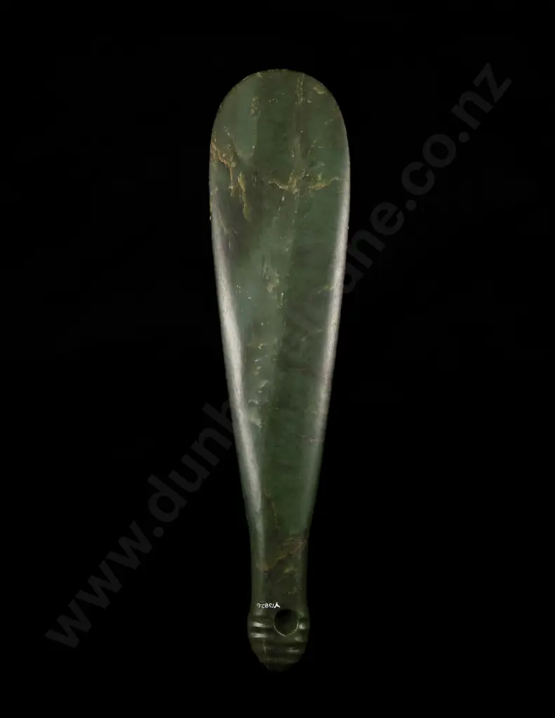 A Large 18th Century Mere Pounamu Image 1++