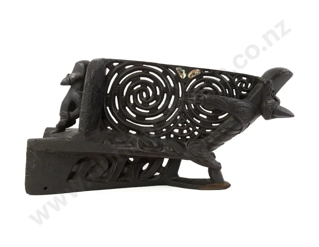 A 19th Century Tauihi (Model Canoe Prow) Image 1++