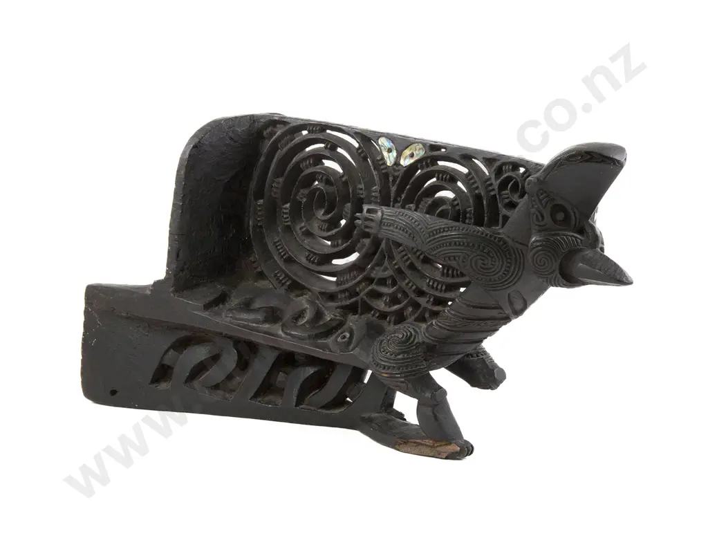 A 19th Century Tauihi (Model Canoe Prow) Image 1++