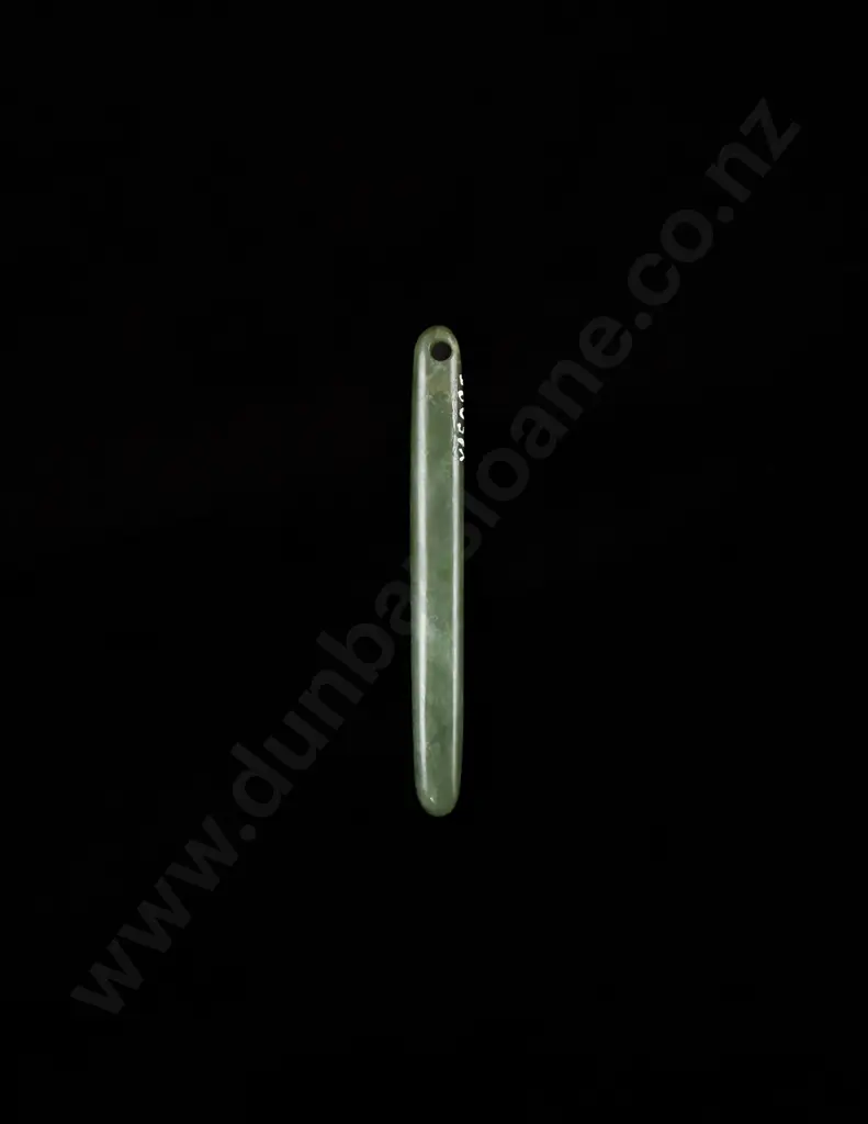 A 19th Century Pounamu Kuru (Pendant) Image 1++