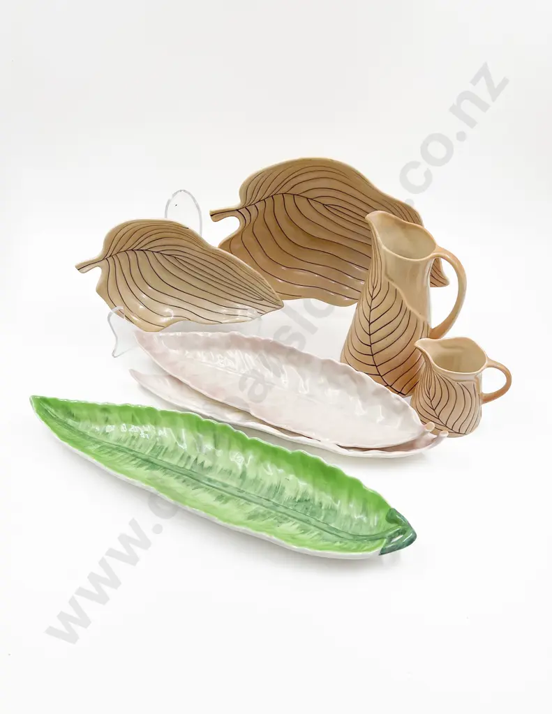 Small Box of Assorted Carlton Ware Image 1++