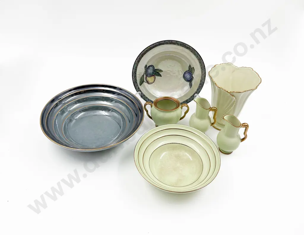 Small Box of Assorted Carlton Ware Image 1++
