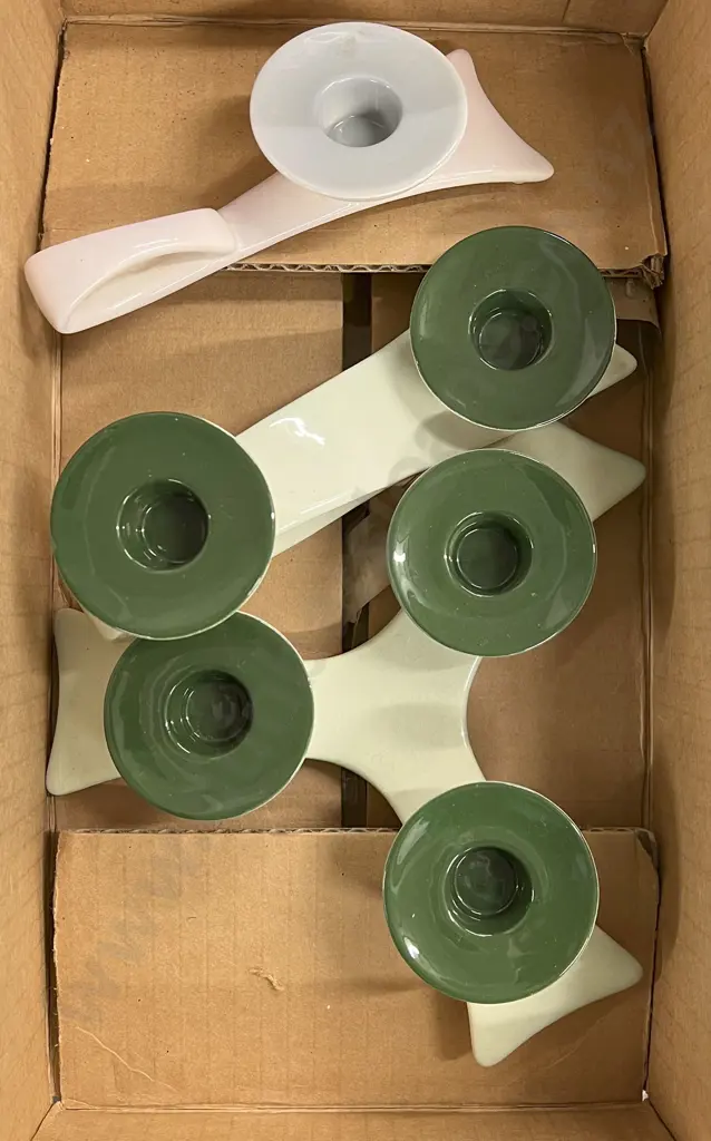 Small Box of Assorted Carlton Ware Image 1++
