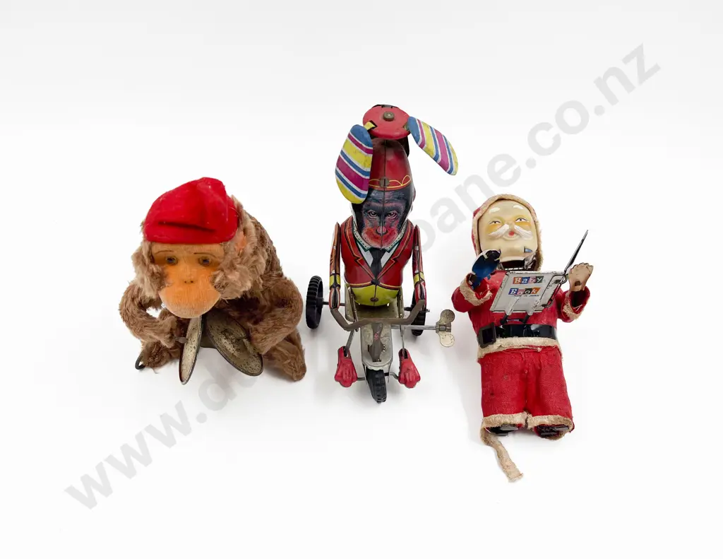 Bag of Assorted Vintage Wind-Up Toys Image 1++