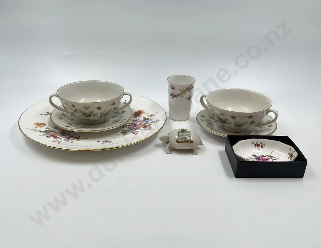 Small Quantity of Assorted Fancy China Including RCD Image 1++