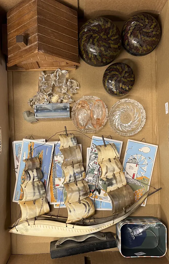 Box of Assorted Image 1++
