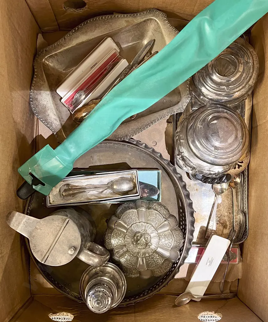 Box of Assorted S/P etc Image 1++
