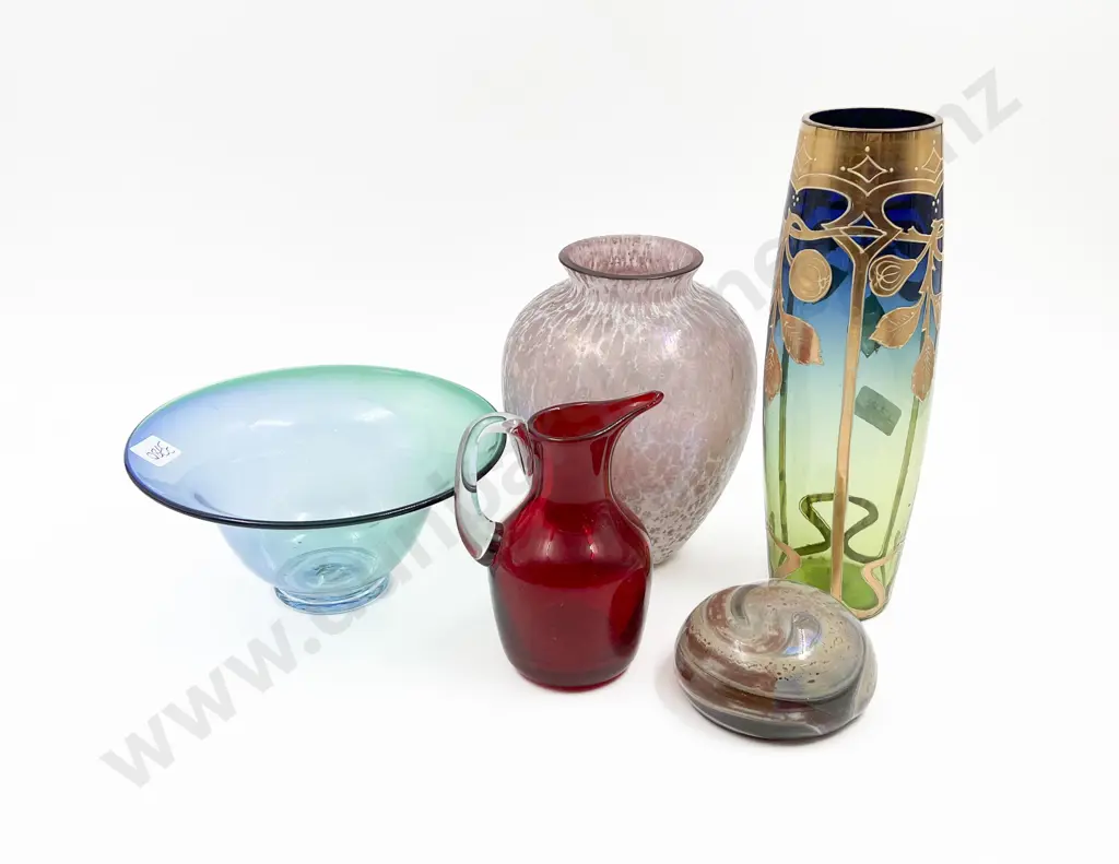 Quantity of Assorted Art Glass Including Hoglund Image 1++