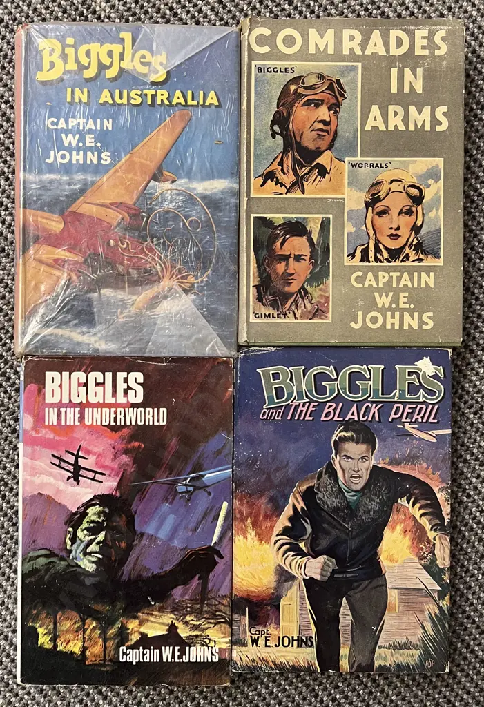 Quantity of Assorted Vintage Biggles Volumes (4) Image 1++