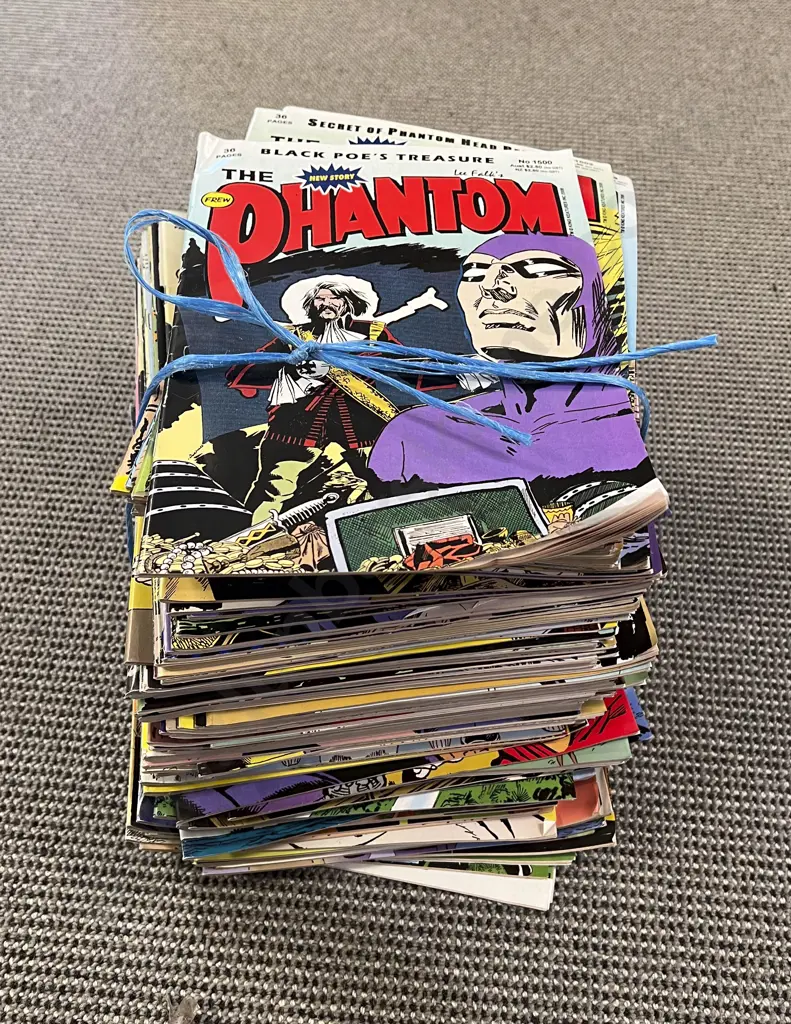 Small Quantity of Phantom Comics Image 1++