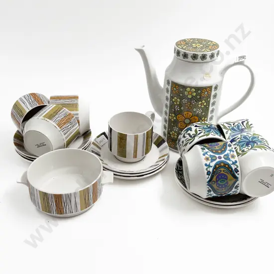 Quantity of Assorted Midwinter Stylecraft China Including Teapot