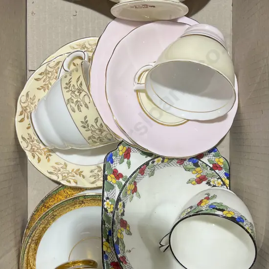 Small Quantity of Assorted Fancy Tea China Including RD