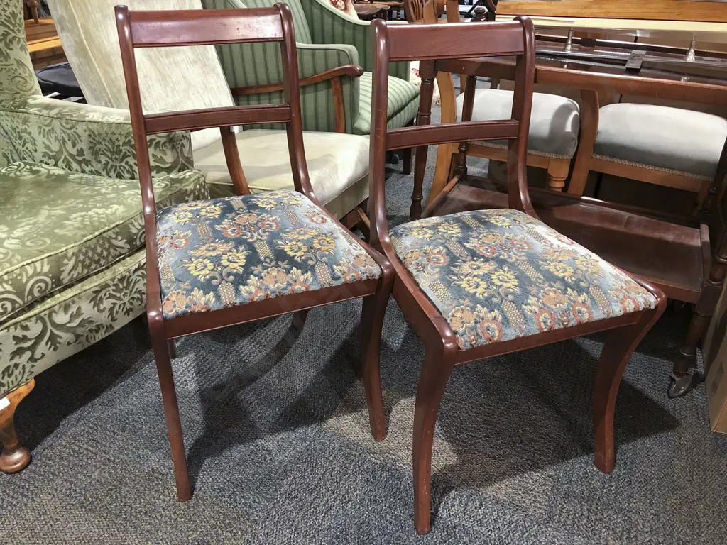 Pair of Mahogany Dining Chairs Image 1++