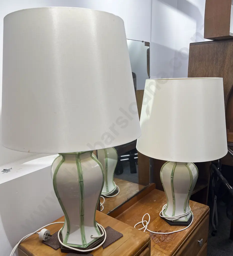 Pair of Vase Form Table Lamps Image 1++