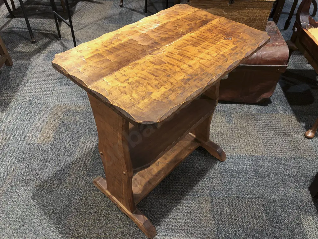 Chapman-Taylor Two Tier Occasional Table Image 1++
