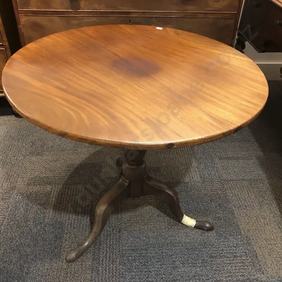 Snap Top Tripod Based Supper Table