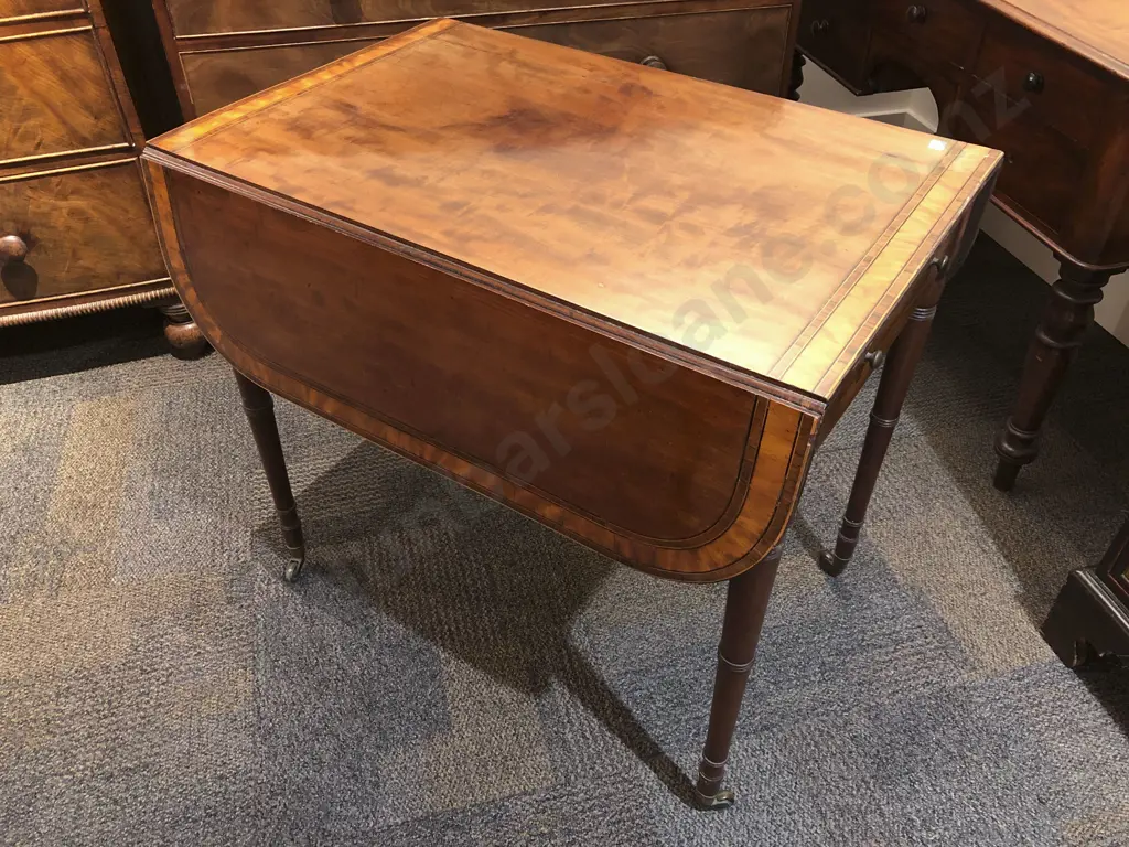 Early Victorian Single Drawer Side Table Image 1++