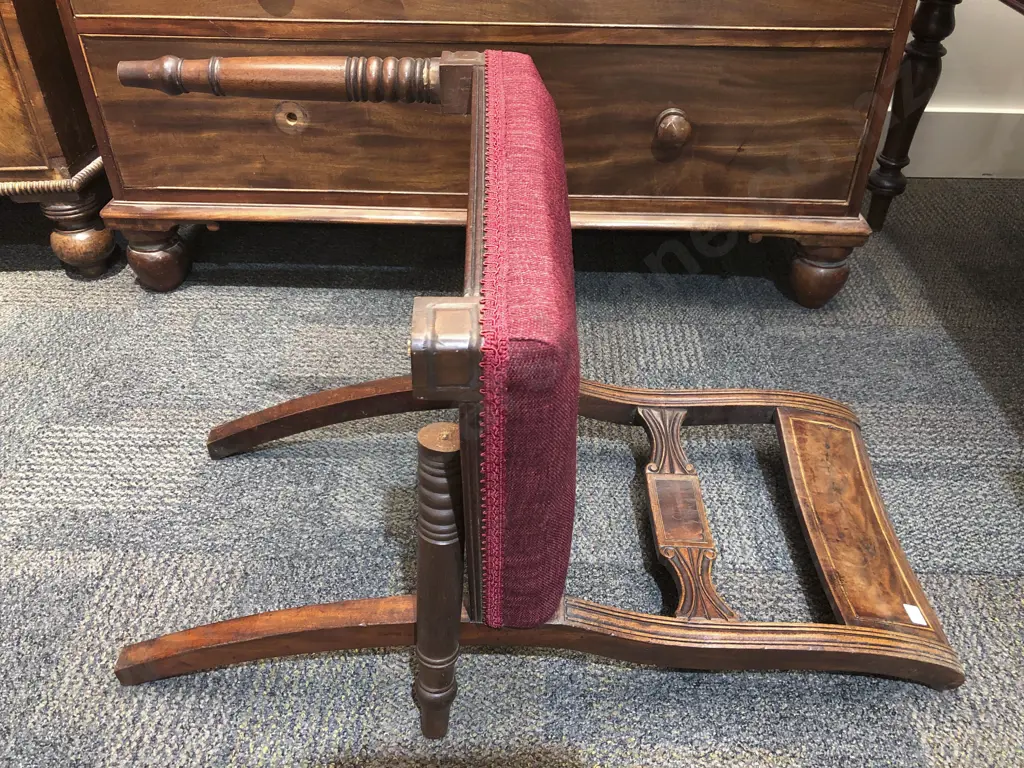 Four Assorted Chairs Image 1++