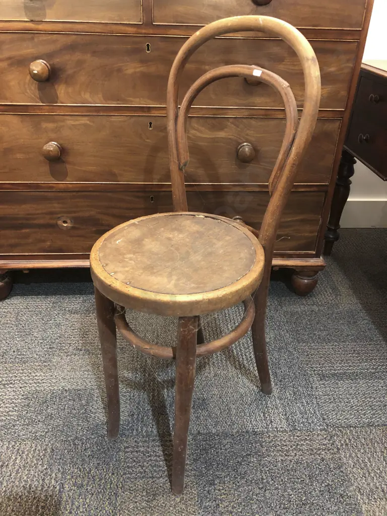 Four Assorted Chairs Image 1++