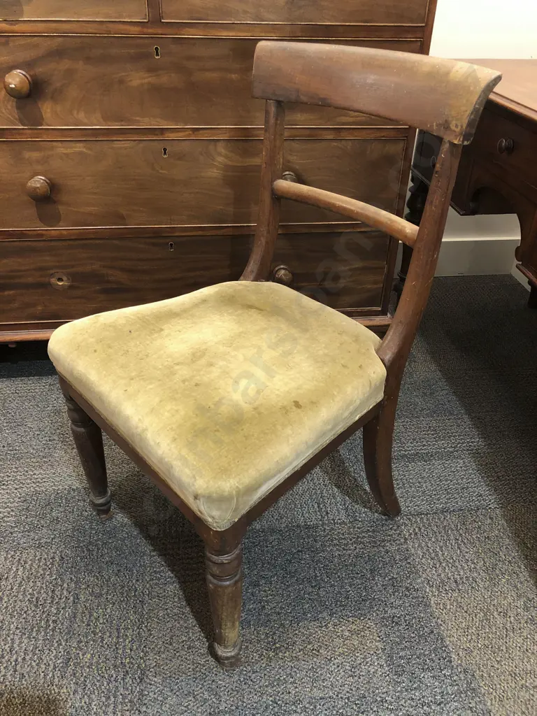 Four Assorted Chairs Image 1++