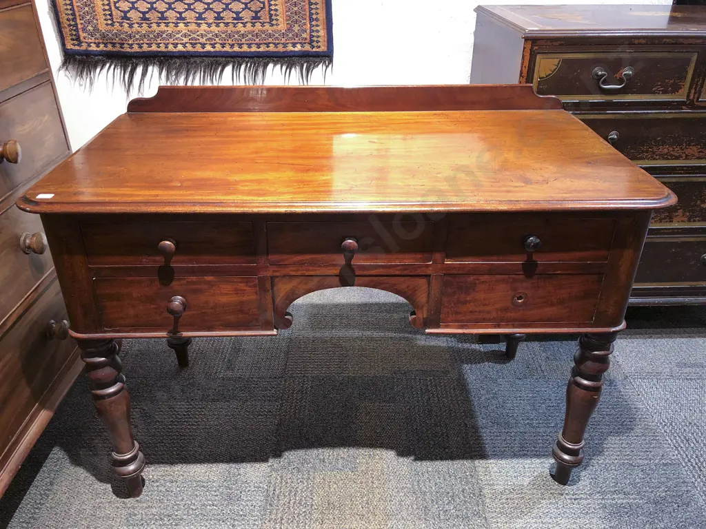 Victorian Mahogany Desk Image 1++