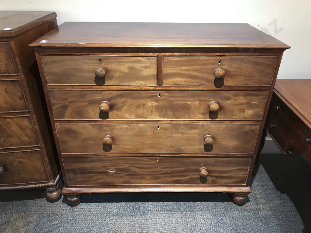 Victorian Mahogany Flat Front Chest of Drawers Image 1++
