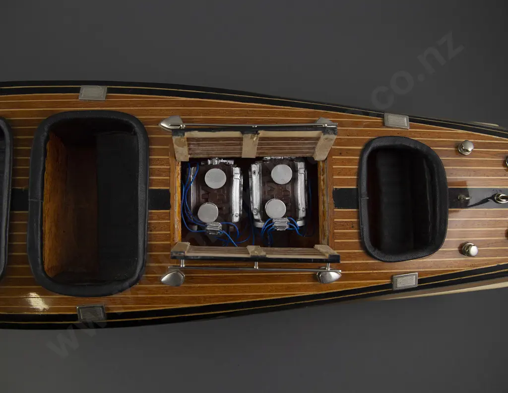 Wooden Model Of A Vintage 3 Cockpit Speedboat Image 1++