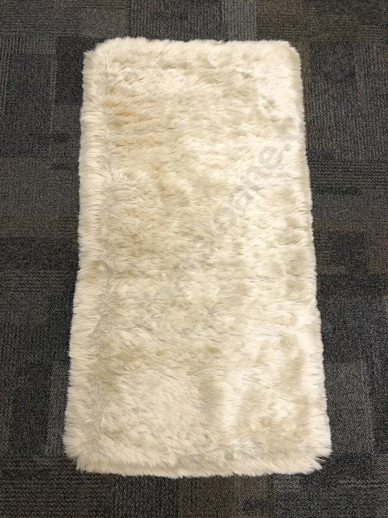 Fields Skelmet Rug Pure Mohair Pile Image 1++