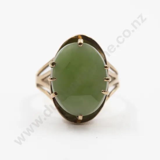 9ct Faceted Oval Panel Dress Ring