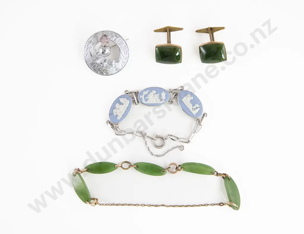 S/S Wedgwood Three Panel Bracelet Image 1++