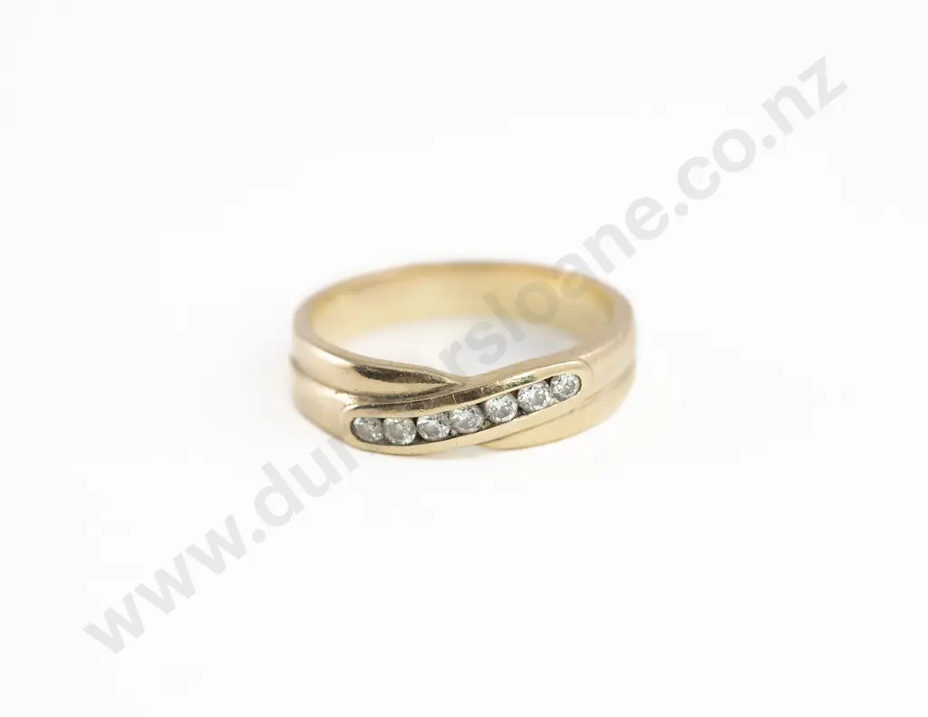 9ct Seven Stone Diamond Band Ring Image 1++