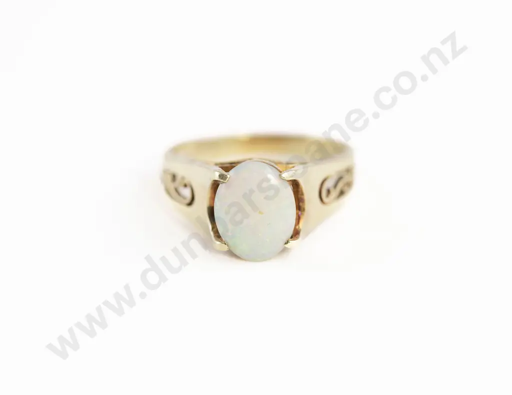14ct Single Milk Opal Dress Ring Image 1++