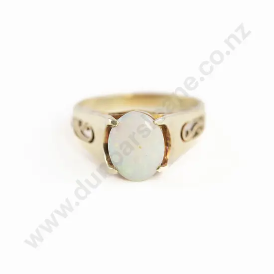 14ct Single Milk Opal Dress Ring
