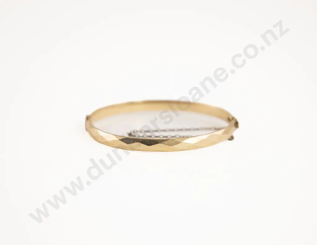 9ct Metal Core Hinged Snap Bangle Image 1++
