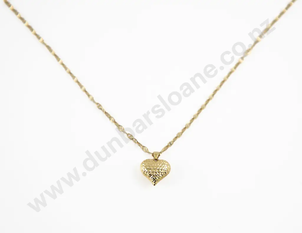 18ct Gold Gilt Fancy Link Neck Chain with Heart Pendant Image 1++