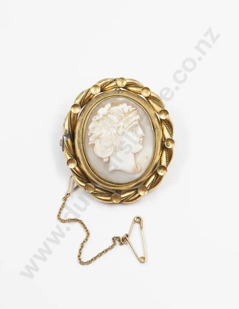 Victorian Gold Plate Framed Cameo Swivel Brooch Image 1++