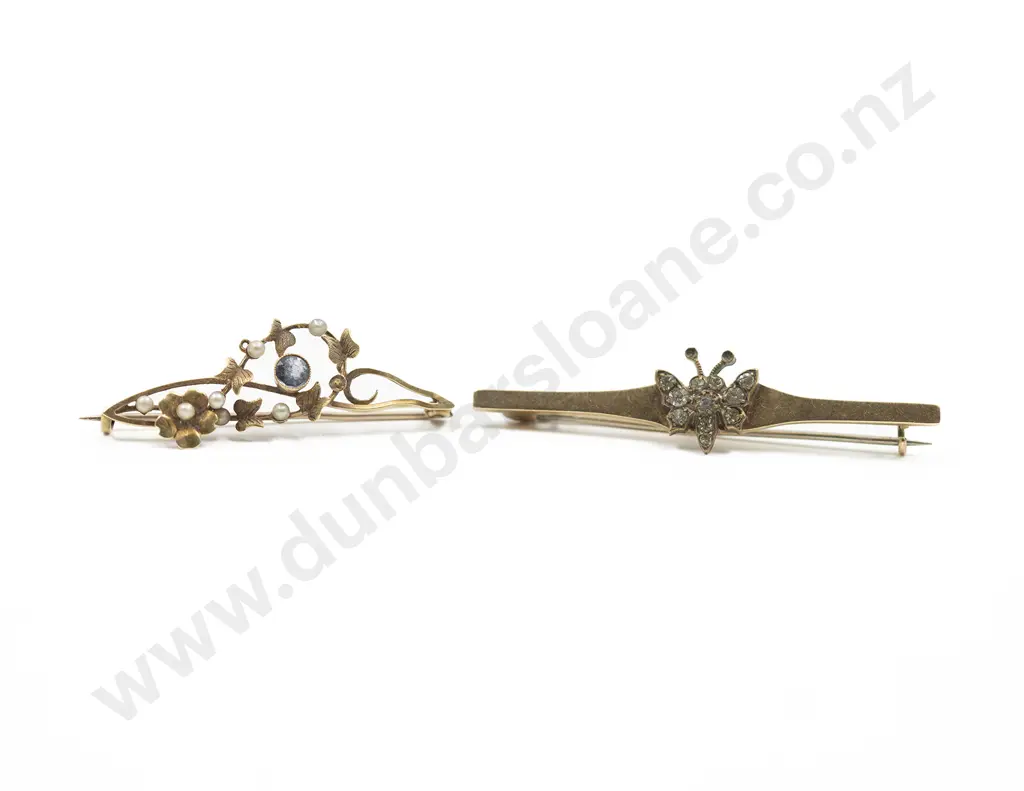 Edw 9ct and 18ct Bar Brooches Image 1++