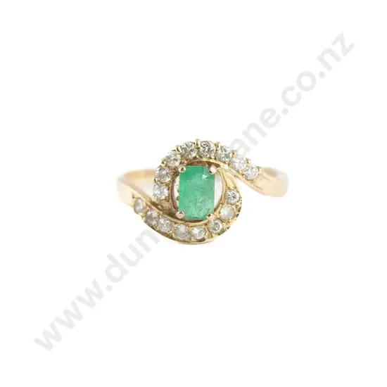 14ct 16stone Emerald and Diamond Cluster Ring