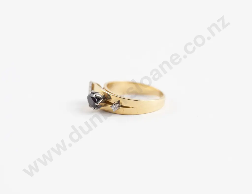 18ct Solitaire Sapphire and Diamond Fancy Ring Image 1++